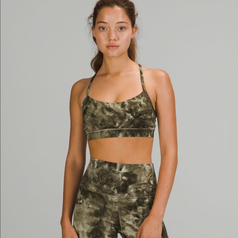 Lululemon flow Y nulu bra in diamond dye